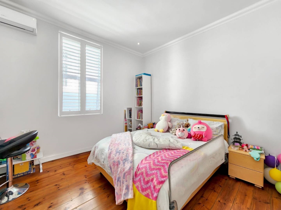 3 Bedroom Property for Sale in Sea Point Western Cape